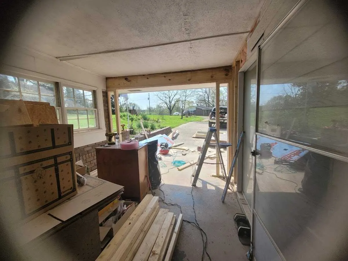 Air movers and dehumidifier for Water Mitigation Services in Franklin